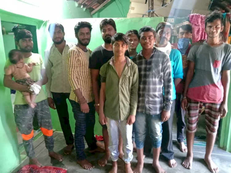 भीलवाड़ा से मजदूरी करने गए 35 युवक तमिलनाडु के तिरुपुर जिला में अटके,